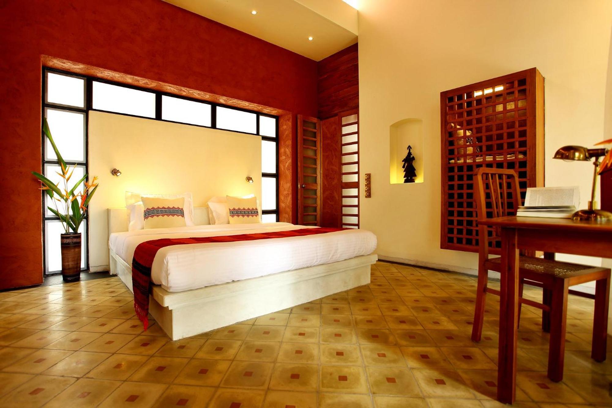 Baymaas Lake House Kochi Exterior photo