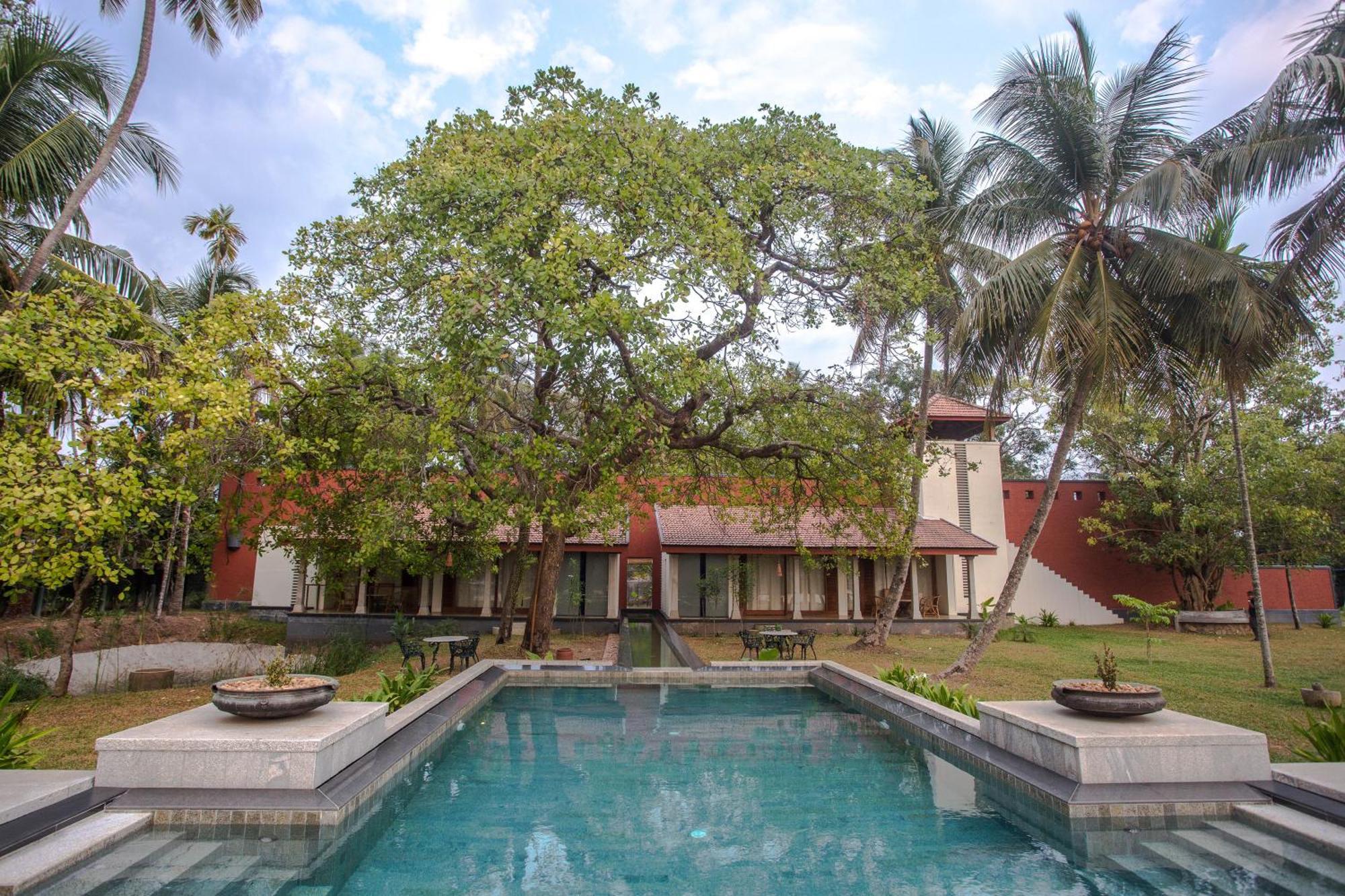 Baymaas Lake House Kochi Exterior photo